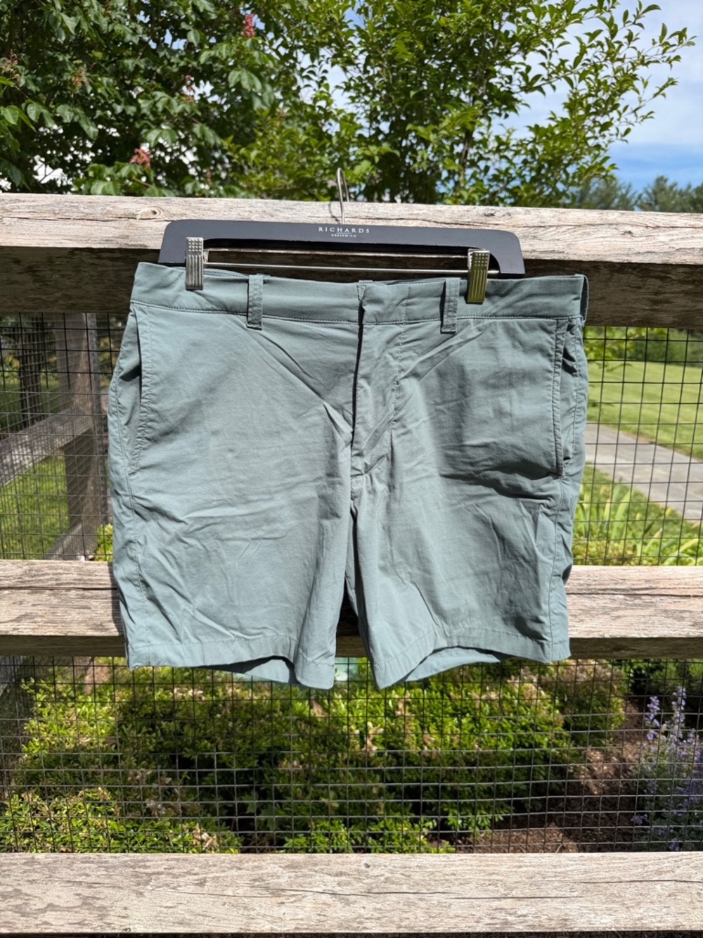 J. Crew Men's Flat-Front Chino Shorts - Sage
